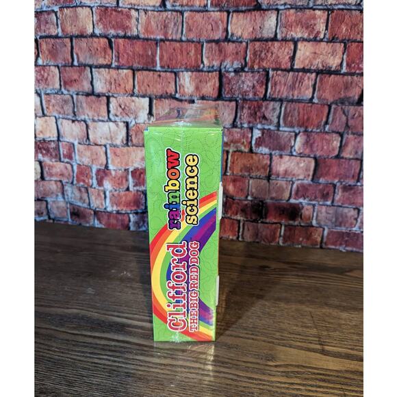 NEW Clifford The Big Red Dog Rainbow STEM Science Kit 🌈 - Picture 6 of 7